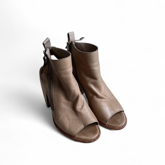 Dolce Vita Tan Ankle Booties with Peep-Toe Design - Picture 1 of 7